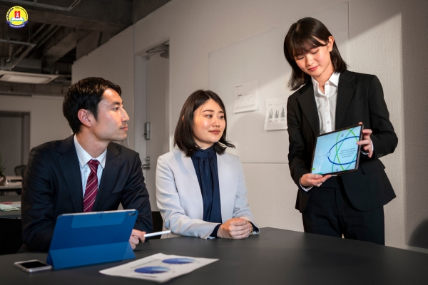 tuyen-sinh-van-bang-luat-1