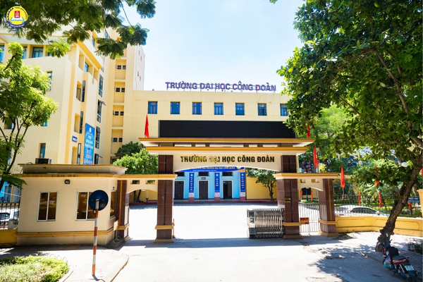 chuong-trinh-dai-hoc-luat-he-tu-xa-cua-truong-dai-hoc-cong-doan