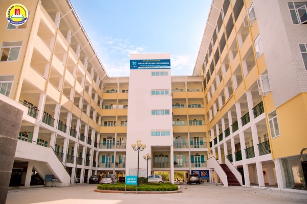 nganh-cong-tac-xa-hoi-hoc-truong-nao-4